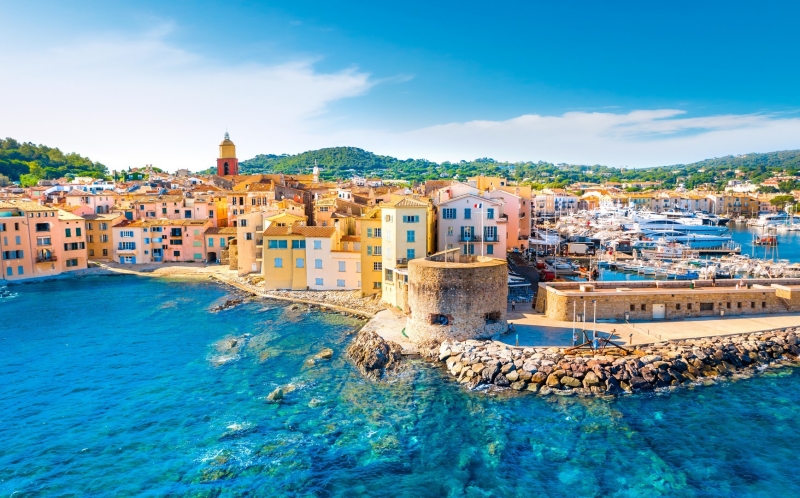 CÔTE D’AZUR - PROVENCE - Les couleurs de la Provence - p.62-63