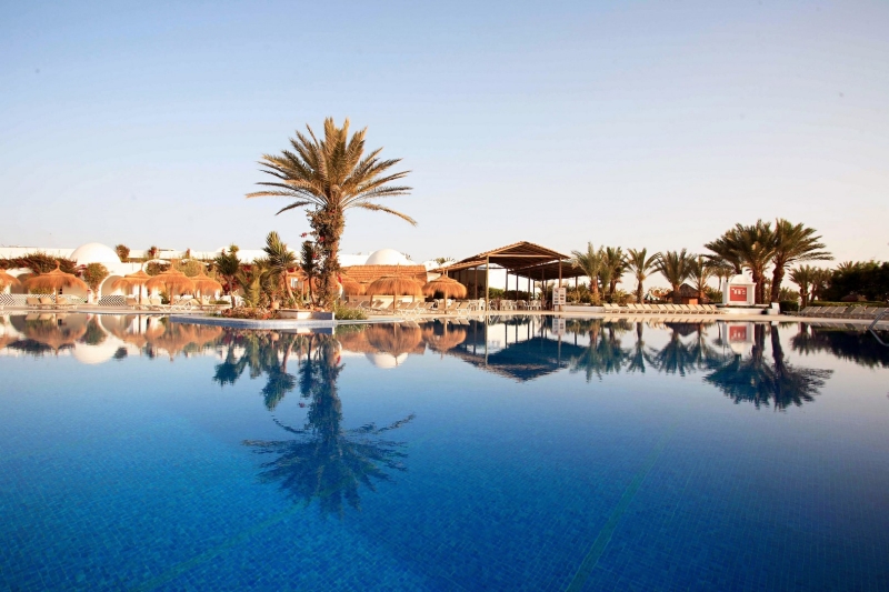 TUNISIE - DJERBA - Djerba la douce… - p338-339