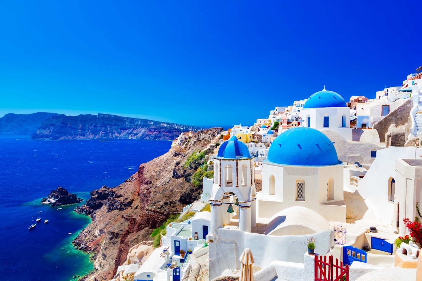 GRECE - CYCLADES : &quot;Au cœur des Cyclades&quot; (p.268 &amp; 269)