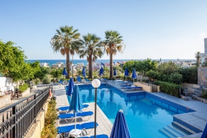 GRECE - CRETE - Stalis - p.260-261