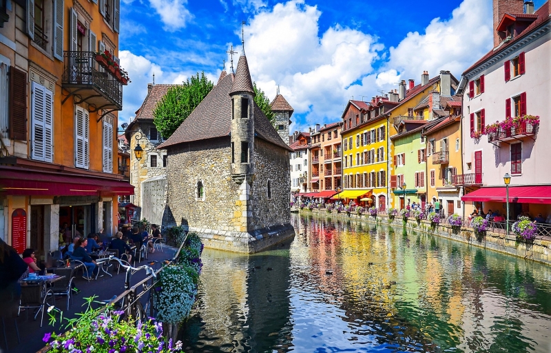HAUTE SAVOIE - Les Rives du Lac Léman - p.76-77