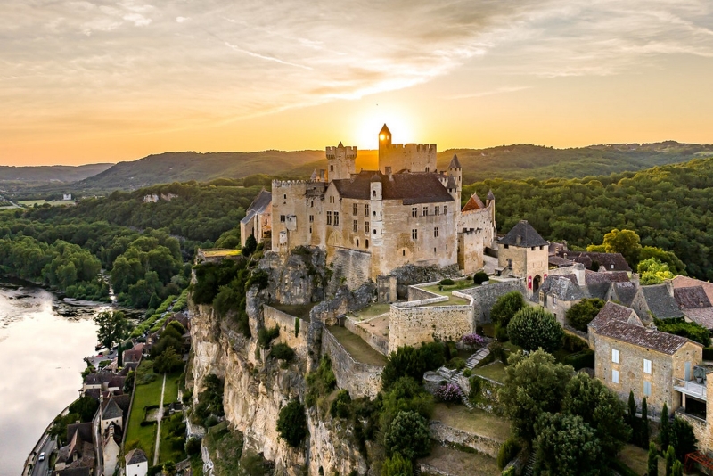 PERIGORD - Réveillon de Noël en Terres Perigourdines - p.90-91