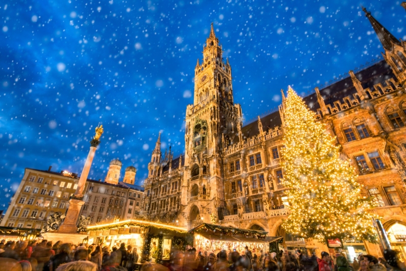ALLEMAGNE - &quot;Marché de Noël à Munich &amp; Chiemsee&quot; (pages 212-213)