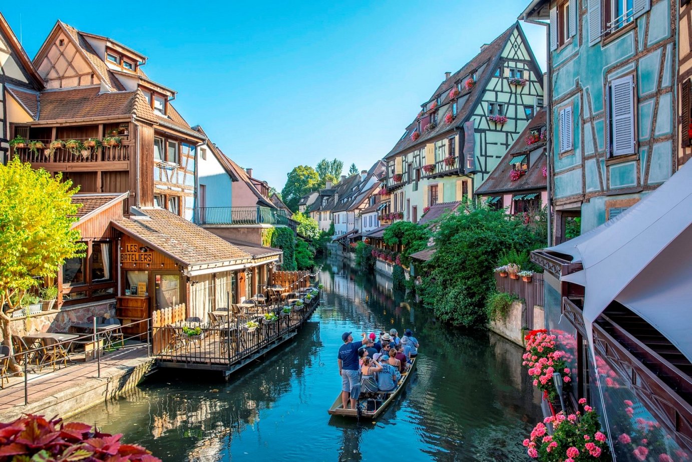 ALSACE - Saveurs et souvenirs d&#039;Alsace - p.24-25
