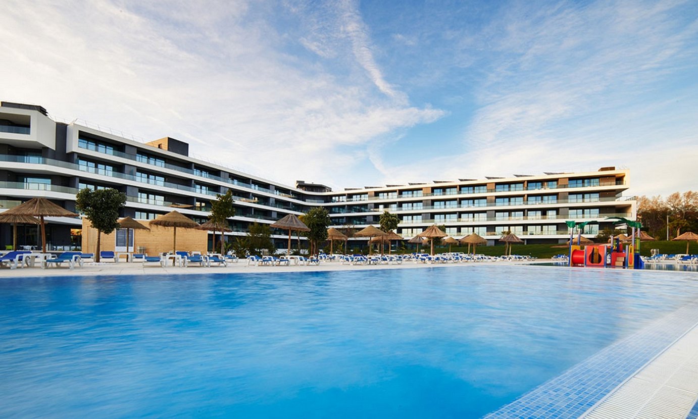 PORTUGAL - ALGARVE - Portimao - p.324-325